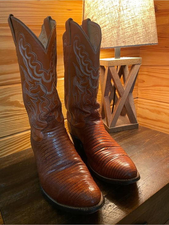 Justin Boots Other - Men’s Justin Lizard’s / Size 10D / Beautiful Burnt Orange / Western Cowboy Boots